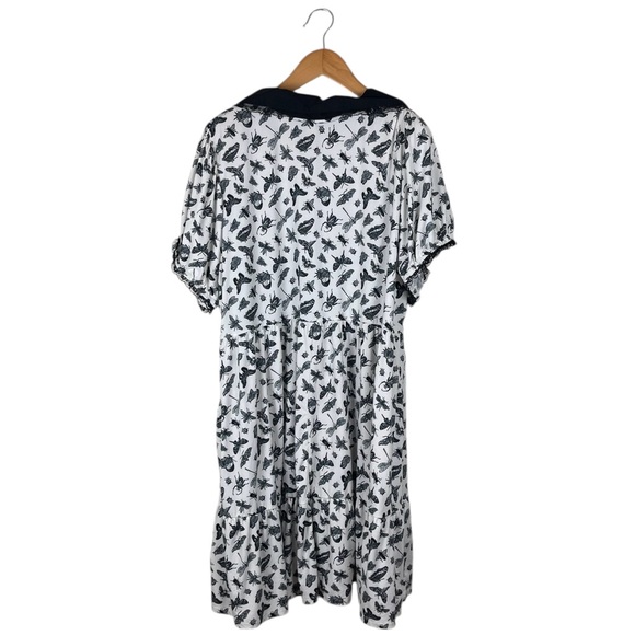 Hot Topic Women Ivory Black Midi Dress Dragonfly Butterfly Print 4X (24-26) - Picture 8 of 8